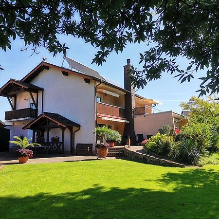 Ferienwohnungen 'Blick Zur Madonna' Fischbach Extérieur photo